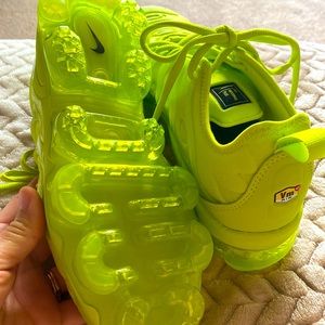 Nike Vapor Max!!! Size 8